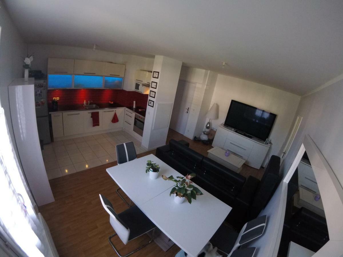 La Magie De Disney Apartment Bailly-Romainvilliers Exterior photo